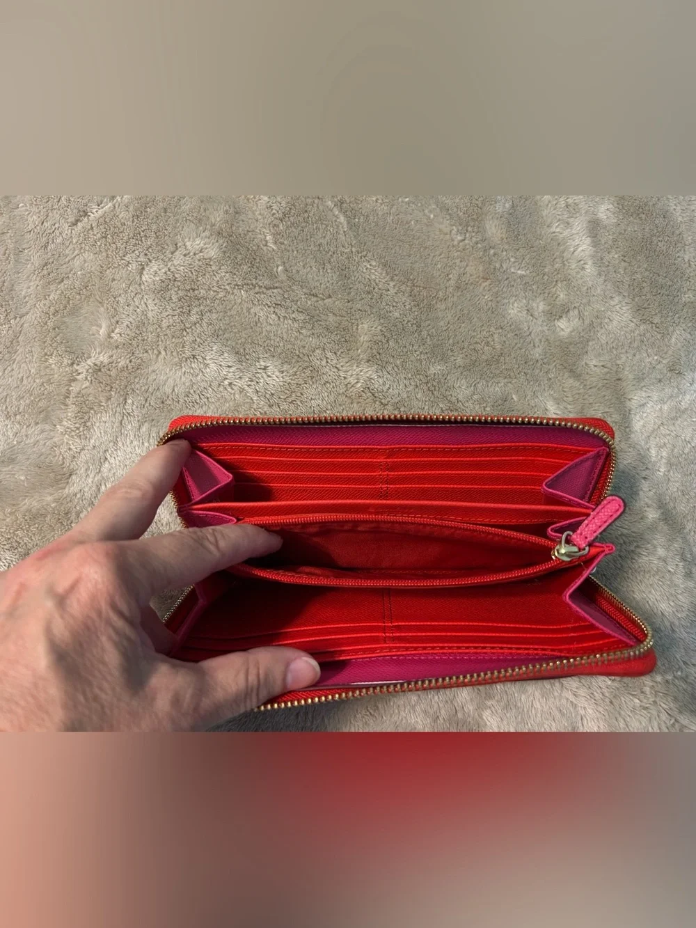 COACH Two-Tone Red & Pink Leather Continental Wallet